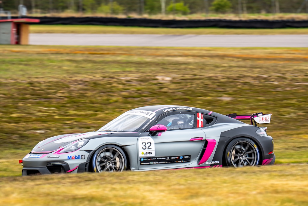 Lørdag kan Lærke Rønn vinde Porsche Sprint Challenge Scandinavia.
(Foto: A1 Work)